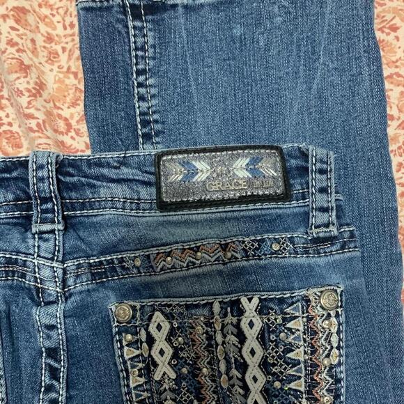 Boot Barn Grace in LA Blue EasyFit bootcut jeans with rhinestones size 26 - Picture 8 of 8